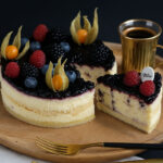 VANILLA MIX BERRIES CAKE
